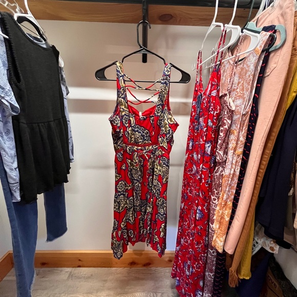 Maurices Red Floral Crisscross Back Mini Dress - Picture 6 of 12